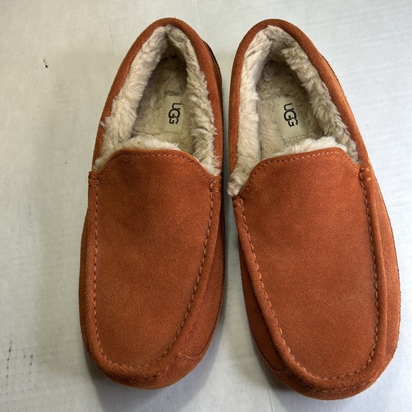 UGG ASCOT LUMBER SUEDE EVERDAY GO TO WATER RESISTANT COSY SLIPPER LOAFER SZ 10 - Picture 1 of 12